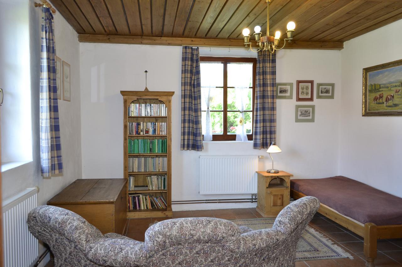 Blazkuv Statek Apartment Malsice Luaran gambar