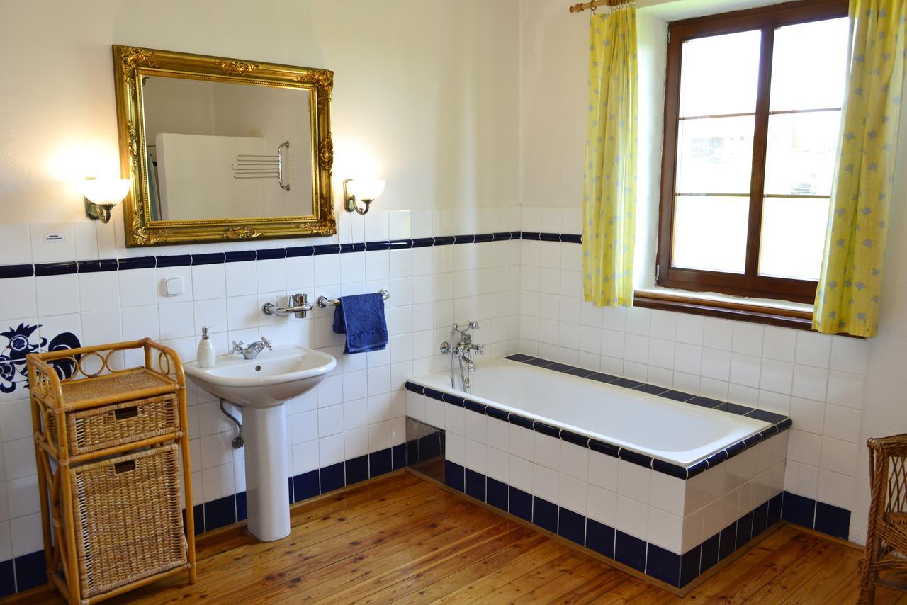 Blazkuv Statek Apartment Malsice Luaran gambar