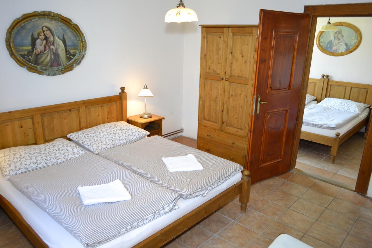 Blazkuv Statek Apartment Malsice Luaran gambar