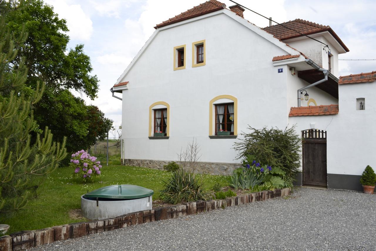 Blazkuv Statek Apartment Malsice Luaran gambar